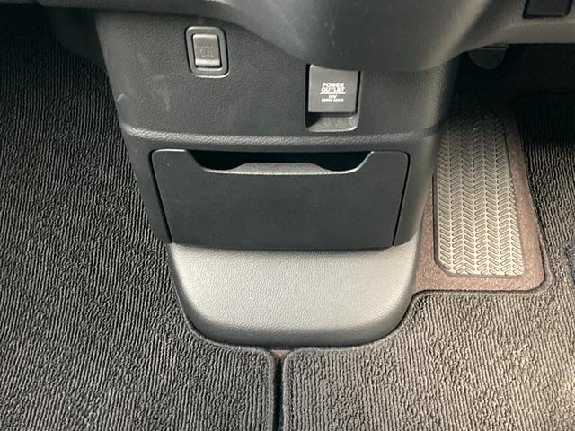Ｎ－ＢＯＸカスタム Ｇ・Ｌホンダセンシング　禁煙車　ホンダ純正ナビ　Ｂｌｕｅｔｏｏｔｈ　ＣＤ　ＤＶＤ　バックカメラ　ＥＴＣ　クルーズコントロール　純正アルミ　スマートキー　衝突軽減ブレーキ　横滑り防止装置　障害物センサー　アクセル踏み間違い防止（44枚目）