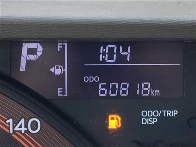 タント Ｌ　ＳＡＩＩＩ　禁煙車　両側スライドドア　ダイハツ純正ナビ　Ｂｌｕｅｔｏｏｔｈ　ＣＤ　ＤＶＤ　バックカメラ　ＥＴＣ　アイドリングストップ　キーレス　衝突軽減ブレーキ　横滑り防止装置　障害物センサー　盗難防止装置（4枚目）