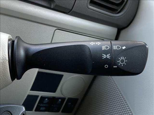 タント Ｌ　ＳＡＩＩＩ　禁煙車　両側スライドドア　ダイハツ純正ナビ　Ｂｌｕｅｔｏｏｔｈ　ＣＤ　ＤＶＤ　バックカメラ　ＥＴＣ　アイドリングストップ　キーレス　衝突軽減ブレーキ　横滑り防止装置　障害物センサー　盗難防止装置（15枚目）