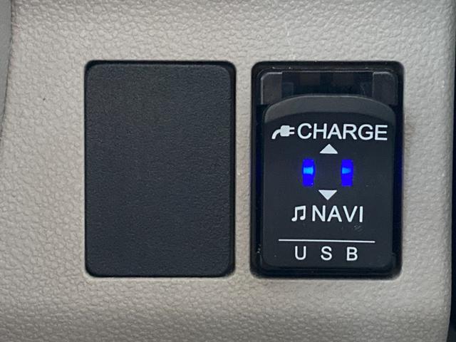 タント Ｌ　ＳＡＩＩＩ　禁煙車　両側スライドドア　ダイハツ純正ナビ　Ｂｌｕｅｔｏｏｔｈ　ＣＤ　ＤＶＤ　バックカメラ　ＥＴＣ　アイドリングストップ　キーレス　衝突軽減ブレーキ　横滑り防止装置　障害物センサー　盗難防止装置（37枚目）