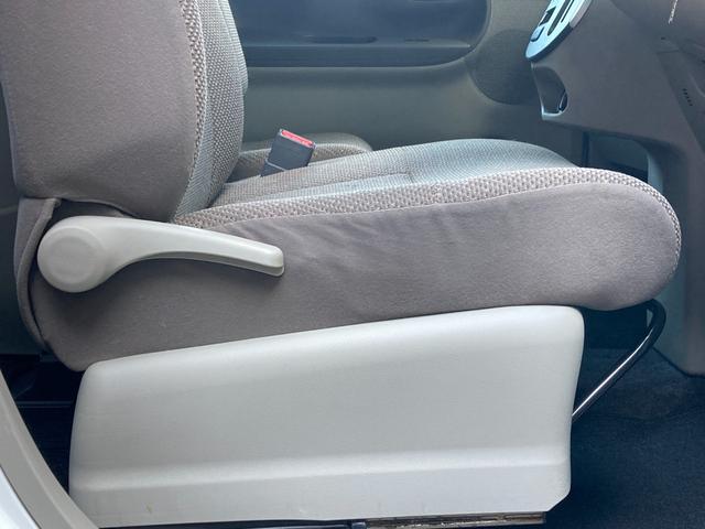 タント Ｌ　ＳＡＩＩＩ　禁煙車　両側スライドドア　ダイハツ純正ナビ　Ｂｌｕｅｔｏｏｔｈ　ＣＤ　ＤＶＤ　バックカメラ　ＥＴＣ　アイドリングストップ　キーレス　衝突軽減ブレーキ　横滑り防止装置　障害物センサー　盗難防止装置（42枚目）