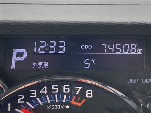 タント カスタムＲＳ　トップエディションＳＡＩＩＩ　禁煙車　両側電動スライドドア　ダイハツ純正ナビ　Ｂｌｕｅｔｏｏｔｈ　ＣＤ　ＤＶＤ　バックカメラ　ＥＴＣ　アイドリングストップ　シートヒーター　ドライブレコーダー　純正アルミ　スマートキー　盗難防止装置（4枚目）