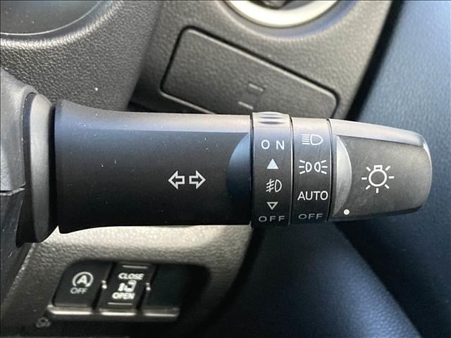 デイズルークス ハイウェイスター　Ｘ　禁煙車　両側スライド片側電動ドア　日産純正ナビ　Ｂｌｕｅｔｏｏｔｈ接続　ＣＤ　ＤＶＤ　バックカメラ　全周囲カメラ　アイドリングストップ　スマートキー　衝突軽減ブレーキ　アクセル踏み間違い防止装置（11枚目）