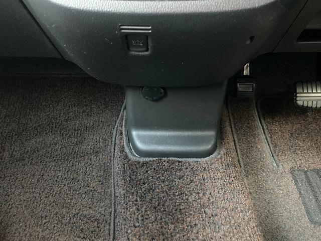 デイズルークス ハイウェイスター　Ｘ　禁煙車　両側スライド片側電動ドア　日産純正ナビ　Ｂｌｕｅｔｏｏｔｈ接続　ＣＤ　ＤＶＤ　バックカメラ　全周囲カメラ　アイドリングストップ　スマートキー　衝突軽減ブレーキ　アクセル踏み間違い防止装置（35枚目）