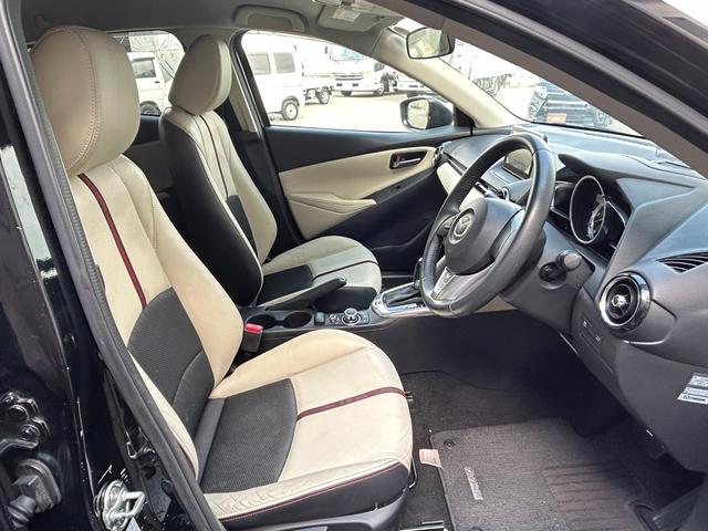 デミオ 13S Lパッケージ 禁煙車 マツダ純正ナビ Bluetooth CD DVD バックカメラ ETC アイドリングストップ 純正アルミ スマートキー 衝突軽減ブレーキ 横滑り防止装置 盗難防止装置 パワーステアリング(25枚目)