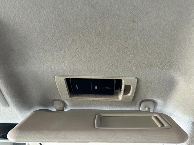 デミオ 13S Lパッケージ 禁煙車 マツダ純正ナビ Bluetooth CD DVD バックカメラ ETC アイドリングストップ 純正アルミ スマートキー 衝突軽減ブレーキ 横滑り防止装置 盗難防止装置 パワーステアリング(32枚目)