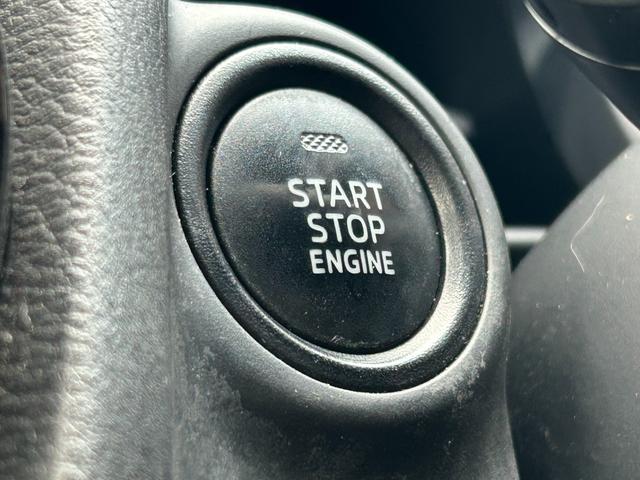 デミオ 13S Lパッケージ 禁煙車 マツダ純正ナビ Bluetooth CD DVD バックカメラ ETC アイドリングストップ 純正アルミ スマートキー 衝突軽減ブレーキ 横滑り防止装置 盗難防止装置 パワーステアリング(33枚目)