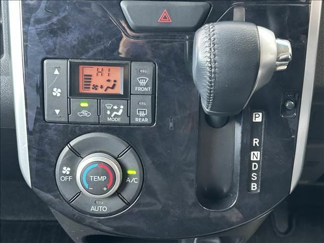 タント カスタムＲＳ　トップエディション“ＳＡＩＩＩ”（9枚目）