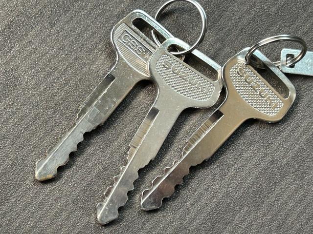 エブリイ GA 禁煙車 両側スライドドア 社外ナビ CD DVD ワンセグTV ETC キーレス 横滑り防止装置 盗難防止装置 パワーステアリング エアコン(42枚目)