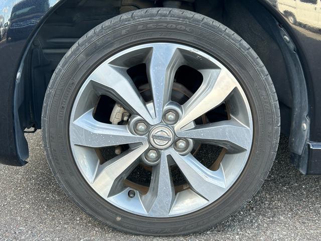 デイズ ハイウェイスター G 禁煙車 日産純正ナビ Bluetooth CD DVD バックカメラ 全周囲カメラ ETC アイドリングストップ 純正アルミ スマートキー 横滑り防止装置 アクセル踏み間違い防止装置 盗難防止装置(24枚目)