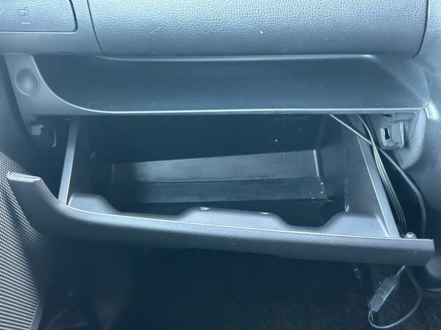 デイズ ハイウェイスター G 禁煙車 日産純正ナビ Bluetooth CD DVD バックカメラ 全周囲カメラ ETC アイドリングストップ 純正アルミ スマートキー 横滑り防止装置 アクセル踏み間違い防止装置 盗難防止装置(41枚目)