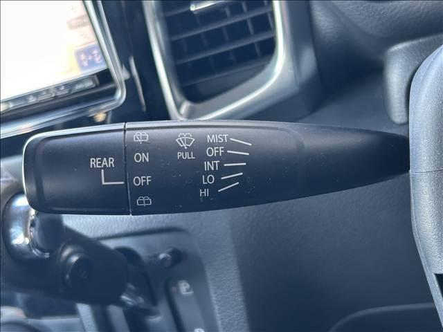 スペーシアカスタム XS 禁煙車 両側スライド片側電動ドア 社外ナビ CD DVD アイドリングストップ ETC ドライブレコーダー オートマチックハイビーム スマートキー 衝突軽減ブレーキ 横滑り防止装置 盗難防止装置(11枚目)