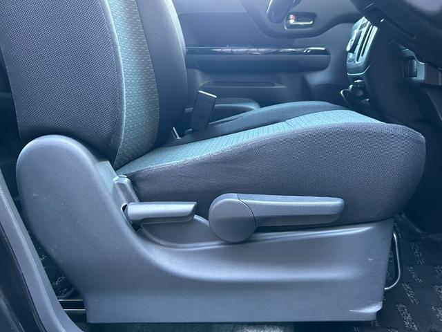 スペーシアカスタム XS 禁煙車 両側スライド片側電動ドア 社外ナビ CD DVD アイドリングストップ ETC ドライブレコーダー オートマチックハイビーム スマートキー 衝突軽減ブレーキ 横滑り防止装置 盗難防止装置(41枚目)