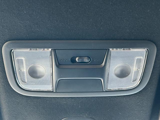 N-BOXカスタム G・Lターボホンダセンシング 禁煙車 両側電動スライドドア ホンダ純正ナビ Bluetooth CD DVD バックカメラ ETC クローズコントロール 純正アルミ スマートキー 衝突軽減ブレーキ 障害物センサー 横滑り防止装置(28枚目)