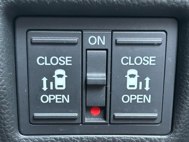 N-BOXカスタム G・Lターボホンダセンシング 禁煙車 両側電動スライドドア ホンダ純正ナビ Bluetooth CD DVD バックカメラ ETC クローズコントロール 純正アルミ スマートキー 衝突軽減ブレーキ 障害物センサー 横滑り防止装置(31枚目)