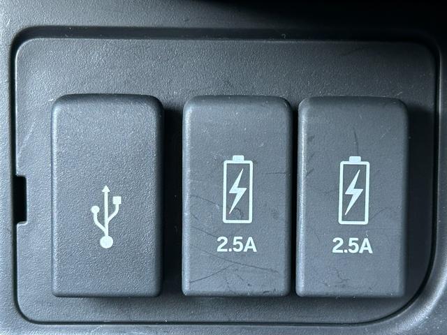 N-BOXカスタム G・Lターボホンダセンシング 禁煙車 両側電動スライドドア ホンダ純正ナビ Bluetooth CD DVD バックカメラ ETC クローズコントロール 純正アルミ スマートキー 衝突軽減ブレーキ 障害物センサー 横滑り防止装置(36枚目)