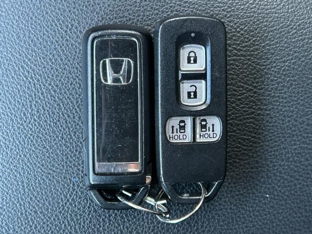 N-BOXカスタム G・Lターボホンダセンシング 禁煙車 両側電動スライドドア ホンダ純正ナビ Bluetooth CD DVD バックカメラ ETC クローズコントロール 純正アルミ スマートキー 衝突軽減ブレーキ 障害物センサー 横滑り防止装置(47枚目)