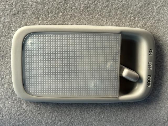 ミライース Ｌ　ＳＡＩＩＩ　禁煙車　ダイハツ純正ナビ　Ｂｌｕｅｔｏｏｔｈ　ＣＤ　ＤＶＤ　バックカメラ　ＥＴＣ　アイドリングストップ　オートマチックハイビーム　キーレス　衝突軽減ブレーキ　横滑り防止装置　障害物センサー（30枚目）