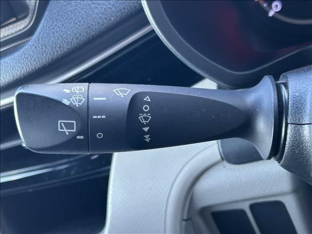 ムーヴ Ｘ　ＳＡＩＩＩ　禁煙車　社外ナビ　Ｂｌｕｅｔｏｏｔｈ　ＣＤ　ＤＶＤ　ＥＴＣ　アイドリングストップ　シートヒーター　オートマチックハイビーム　純正アルミ　スマートキー　衝突軽減ブレーキ　横滑り防止装置　障害物センサー（11枚目）