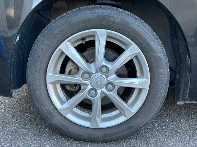 ムーヴ Ｘ　ＳＡＩＩＩ　禁煙車　社外ナビ　Ｂｌｕｅｔｏｏｔｈ　ＣＤ　ＤＶＤ　ＥＴＣ　アイドリングストップ　シートヒーター　オートマチックハイビーム　純正アルミ　スマートキー　衝突軽減ブレーキ　横滑り防止装置　障害物センサー（21枚目）