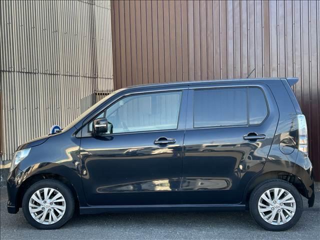 ワゴンR FZ 禁煙車 社外ナビ CD DVD アイドリングストップ シートヒーター 純正アルミ スマートキー 衝突軽減ブレーキ 横滑り防止装置 盗難防止装置 パワーステアリング パワーウィンドウ オートエアコン(17枚目)