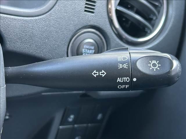 ルークス ハイウェイスターターボアーバンセレクションリミテッド　禁煙車　両側電動スライドドア　日産純正ＨＤＤナビ　Ｂｌｕｅｔｏｏｔｈ　ＣＤ　ＤＶＤ　　ミュージックサーバー　オートマチックハイビーム　純正アルミ　スマートキー　横滑り防止装置　盗難防止装置（13枚目）