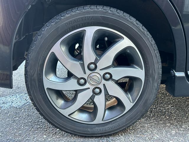 ルークス ハイウェイスターターボアーバンセレクションリミテッド　禁煙車　両側電動スライドドア　日産純正ＨＤＤナビ　Ｂｌｕｅｔｏｏｔｈ　ＣＤ　ＤＶＤ　　ミュージックサーバー　オートマチックハイビーム　純正アルミ　スマートキー　横滑り防止装置　盗難防止装置（21枚目）