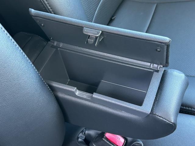 ルークス ハイウェイスターターボアーバンセレクションリミテッド　禁煙車　両側電動スライドドア　日産純正ＨＤＤナビ　Ｂｌｕｅｔｏｏｔｈ　ＣＤ　ＤＶＤ　　ミュージックサーバー　オートマチックハイビーム　純正アルミ　スマートキー　横滑り防止装置　盗難防止装置（42枚目）