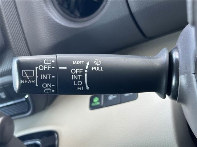 Ｎ－ＢＯＸ Ｇホンダセンシング　禁煙車　両側スライドドア　ホンダ純正ナビ　Ｂｌｕｅｔｏｏｔｈ　ＣＤ　バックカメラ　ＥＴＣ　クローズコントロール　スマートキー　衝突軽減ブレーキ　横滑り防止装置　障害物センサー　盗難防止装置（15枚目）