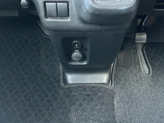 スペーシア ハイブリッドＧ　禁煙車　社外ナビ　Ｂｌｕｅｔｏｏｔｈ　ＣＤ　バックカメラ　全周囲カメラ　アイドリングストップ　ドライブレコーダー　社外アルミ　スマートキー　衝突軽減ブレーキ　横滑り防止装置　障害物センサー（45枚目）