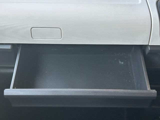 スペーシア ハイブリッドＧ　禁煙車　社外ナビ　Ｂｌｕｅｔｏｏｔｈ　ＣＤ　バックカメラ　全周囲カメラ　アイドリングストップ　ドライブレコーダー　社外アルミ　スマートキー　衝突軽減ブレーキ　横滑り防止装置　障害物センサー（48枚目）