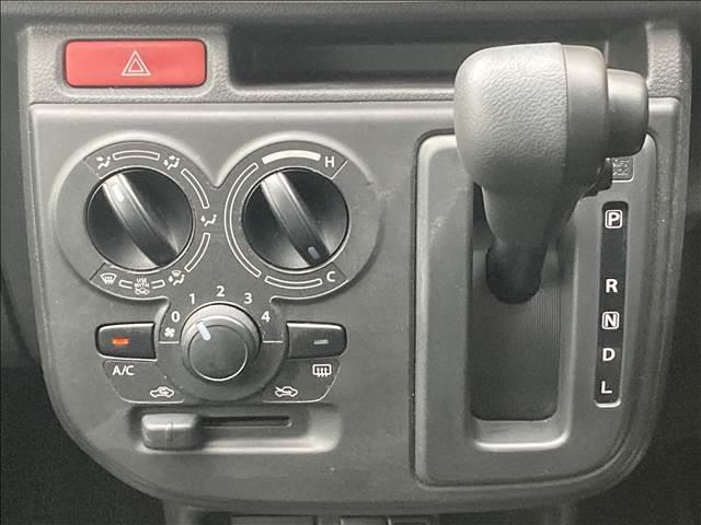キャロル GS 禁煙車 スズキ純正カーオーディオ CD Bluetooth ミュージックプレイヤー接続可 アイドリングストップ シートヒーター キーレス 衝突軽減ブレーキ 横滑り防止装置 障害物センサー 盗難防止装置(6枚目)