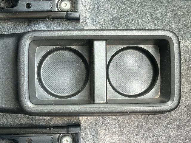 アルト Ｌ　禁煙車　スズキ純正カーオーディオ　ＣＤ　ミュージックプレイヤー接続可　アイドリングストップ　シートヒーター　ドライブレコーダー　キーレス　衝突軽減ブレーキ　横滑り防止装置　アクセル踏み間違い防止装置（32枚目）