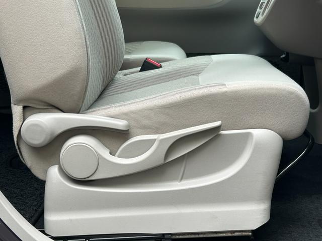 ステラ Ｌ　スマートアシスト　禁煙車　カーオーディオ　ＣＤ　ＵＳＢメモリー　ミュージックプレイヤー接続可　ＥＴＣ　アイドリングストップ　キーレス　衝突軽減ブレーキ　横滑り防止装置　アクセル踏み間違い防止装置　盗難防止装置（32枚目）