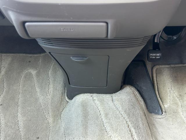 モコ Ｅ　禁煙車　純正カーオーディオ　ＣＤ　ＥＴＣ　スマートキー　運転席エアバック　助手席エアバック　横滑り防止装置　盗難防止装置　パワーステアリング　パワーウィンドウ　オートエアコン　クーラー（30枚目）