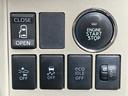 Ｘ　ＳＡ　禁煙車　両側スライド片側電動ドア　ダイハツ純正ナビ　Ｂｌｕｅｔｏｏｔｈ　ＣＤ　ＤＶＤ　バックカメラ　ＥＴＣ　アイドリングストップ　社外アルミ　スマートキー　衝突軽減ブレーキ　横滑り防止装置（34枚目）