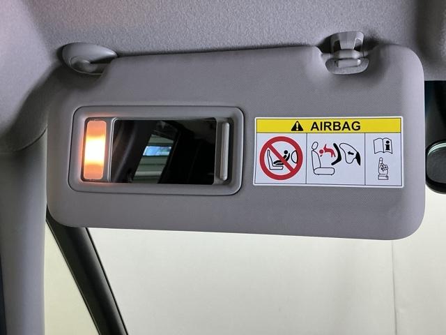 フィット ホーム　ドラレコ　ナビ　Ｒカメラ　ブルートゥース　衝突軽減ブレーキ　リアカメ　ＬＥＤライト　オートライト　クリアランスソナー　フルセグＴＶ　記録簿付　エアバッグ　ｉストップ　スマ－トキ－　盗難防止装置　ＤＶＤ（74枚目）