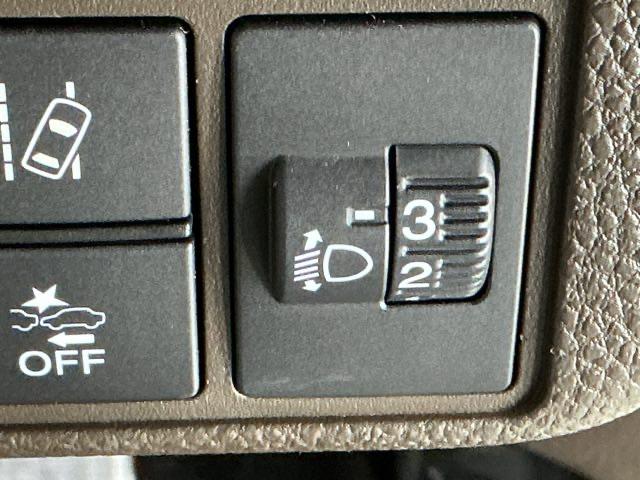 Ｎ－ＷＧＮ Ｌホンダセンシング　ナビ　Ｒカメラ　ブルートゥース　ＣＤ　ＥＴＣ装備　Ｂモニタ　誤発進抑制　ＬＥＤランプ　シートヒータ　オートライト　横滑り防止機能　ＵＳＢポート　パーキングセンサー　セキュリティアラーム　キーフリー（49枚目）