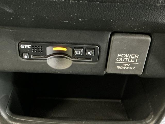 N-BOXカスタム G・Lパッケージ ドラレコ ナビ Rカメラ ブルートゥース アイドリングストップ車 スマキ- 地デジTV パワーウィンドウ 片側電動両側スライドドア 盗難防止システム オートエアコン パワステ DVD再生可 整備記録簿(14枚目)