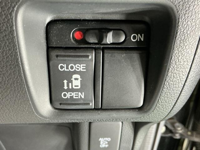 N-BOXカスタム G・Lパッケージ ドラレコ ナビ Rカメラ ブルートゥース アイドリングストップ車 スマキ- 地デジTV パワーウィンドウ 片側電動両側スライドドア 盗難防止システム オートエアコン パワステ DVD再生可 整備記録簿(22枚目)