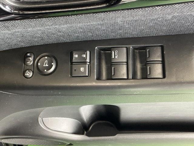 N-BOXカスタム G・Lパッケージ ドラレコ ナビ Rカメラ ブルートゥース アイドリングストップ車 スマキ- 地デジTV パワーウィンドウ 片側電動両側スライドドア 盗難防止システム オートエアコン パワステ DVD再生可 整備記録簿(68枚目)