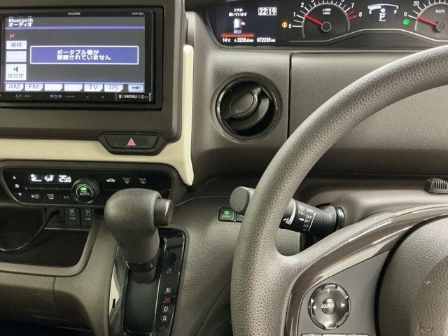 N-BOX L ナビ Rカメラ ブルートゥース フルセグ 衝突回避支援ブレーキ I-STOP クリソナ PW パワステ Sヒーター スマ-トキ- Bカメ 地デジTV 横滑り防止 整備記録簿 LEDライト エアコン付き(3枚目)