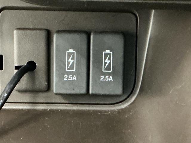 N-BOX L ナビ Rカメラ ブルートゥース フルセグ 衝突回避支援ブレーキ I-STOP クリソナ PW パワステ Sヒーター スマ-トキ- Bカメ 地デジTV 横滑り防止 整備記録簿 LEDライト エアコン付き(17枚目)