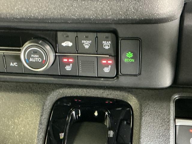 Ｎ－ＢＯＸカスタム ベースグレード　ドラレコ　ナビ　Ｒカメラ　ブルートゥース　ＵＳＢ接続　ＣＭＢＳ　Ｄレコ　ベンチシート　オートエアコン　スマートキ　ＬＥＤ　盗難防止装置　クルコン　ＥＴＣ　バックカメラ　フルセグＴＶ　パワーステアリング（16枚目）