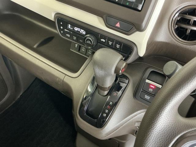 Ｎ－ＢＯＸ Ｌ　Ｒカメラ　ナビ　ブルートゥース　ＣＤ　衝突回避支援ブレーキ　Ｉ－ＳＴＯＰ　クリソナ　ＰＷ　パワステ　Ｓヒーター　スマ－トキ－　Ｂカメ　横滑り防止　ＥＴＣ車載器　整備記録簿　ＬＥＤライト　エアコン付き（17枚目）