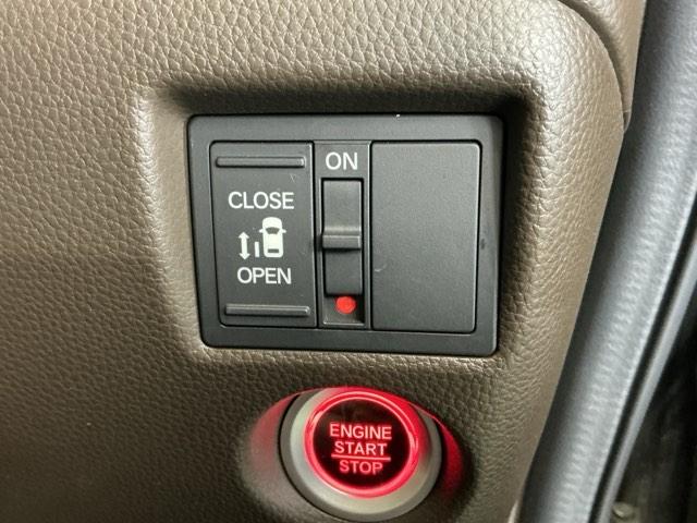 Ｎ－ＢＯＸ Ｌ　Ｒカメラ　ナビ　ブルートゥース　ＣＤ　衝突回避支援ブレーキ　Ｉ－ＳＴＯＰ　クリソナ　ＰＷ　パワステ　Ｓヒーター　スマ－トキ－　Ｂカメ　横滑り防止　ＥＴＣ車載器　整備記録簿　ＬＥＤライト　エアコン付き（27枚目）