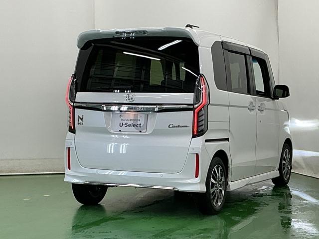 Ｎ－ＢＯＸカスタム Ｌ　ドラレコ　ナビ　Ｒカメラ　ブルートゥース　両席電動スライドドア　Ｐソナー　サイドエアバッグ　Ａストップ　シートヒータ　ベンチシート　点検記録簿　キーフリーシステム　ＬＥＤライト　リアカメ　ＡＣ　ＥＴＣ（8枚目）