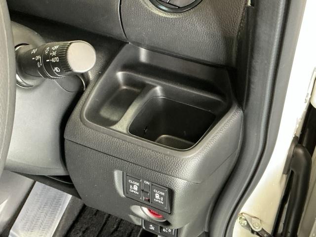 Ｎ－ＢＯＸカスタム Ｌ　ドラレコ　ナビ　Ｒカメラ　ブルートゥース　両席電動スライドドア　Ｐソナー　サイドエアバッグ　Ａストップ　シートヒータ　ベンチシート　点検記録簿　キーフリーシステム　ＬＥＤライト　リアカメ　ＡＣ　ＥＴＣ（18枚目）