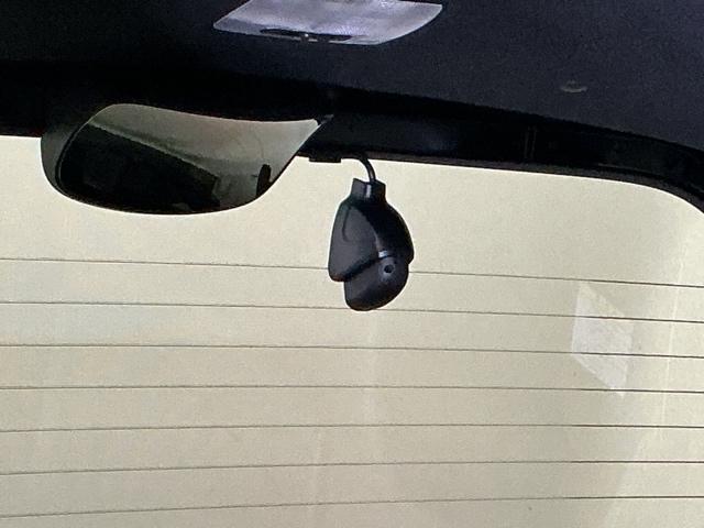 N-BOXカスタム L ドラレコ ナビ Rカメラ ブルートゥース Pソナー サイドエアバッグ Aストップ シートヒータ ベンチシート 点検記録簿 キーフリーシステム LEDライト リアカメ クルーズコントロール AC USB(14枚目)