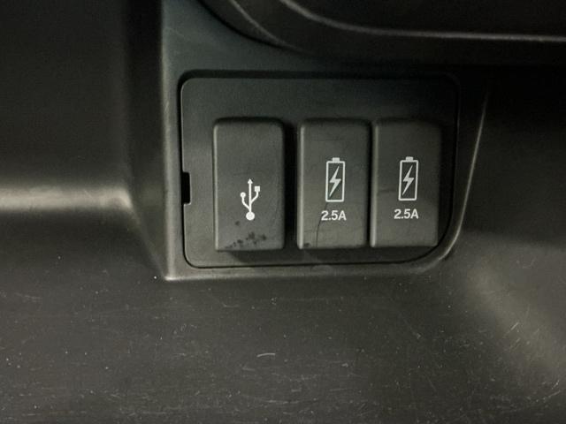 N-BOXカスタム L ドラレコ ナビ Rカメラ ブルートゥース Pソナー サイドエアバッグ Aストップ シートヒータ ベンチシート 点検記録簿 キーフリーシステム LEDライト リアカメ クルーズコントロール AC USB(51枚目)